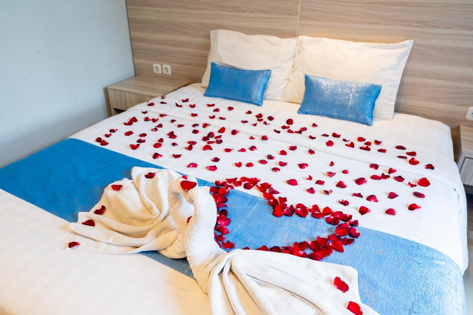 Mahesa Suites Seminyak Dış mekan fotoğraf