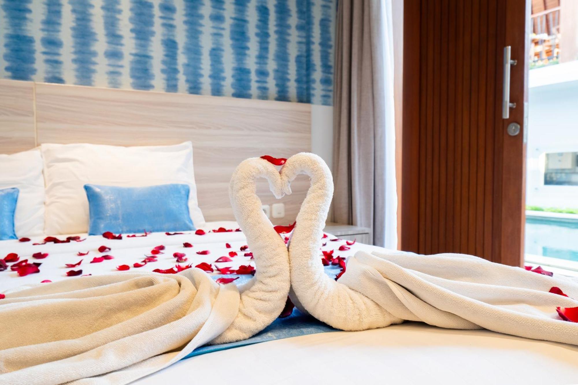 Mahesa Suites Seminyak Dış mekan fotoğraf